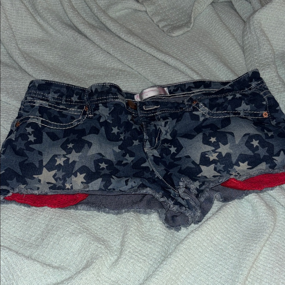 No Boundaries Starry Jean Shorts - Blue and Red